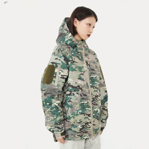 Stay Warm with the Camouflage Winter Thickened Cotton Jacket